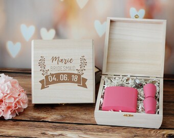 Bridesmaid Gift Box with Laurel Branches, Bridesmaid Proposal Gift Box, Custom Engraved Wood Box, Custom Wooden Jewelry Box, Keepsake Box