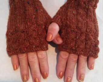 Fingerless gloves. Handknit. Fingerless mitts.