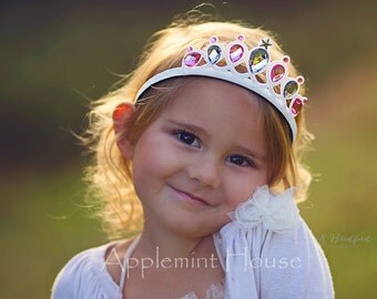 Glinda Good Witch Crown,Glinda Good witch,Wizard of Oz Crown, Party Crown, White Crown, Adult Crown,Witch Crown, Birthday Glenda Crown