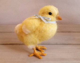 Needle felt chick, Spring, Gift for chicken lovers, Farmhouse decor, Chicken gift, Realistic chicks, Spring decor, Chick gift, farm