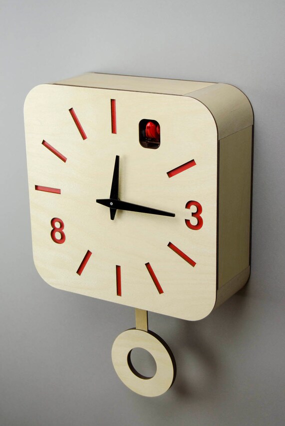 B83Box Modern Cuckoo Clock with moving bird and pendulum