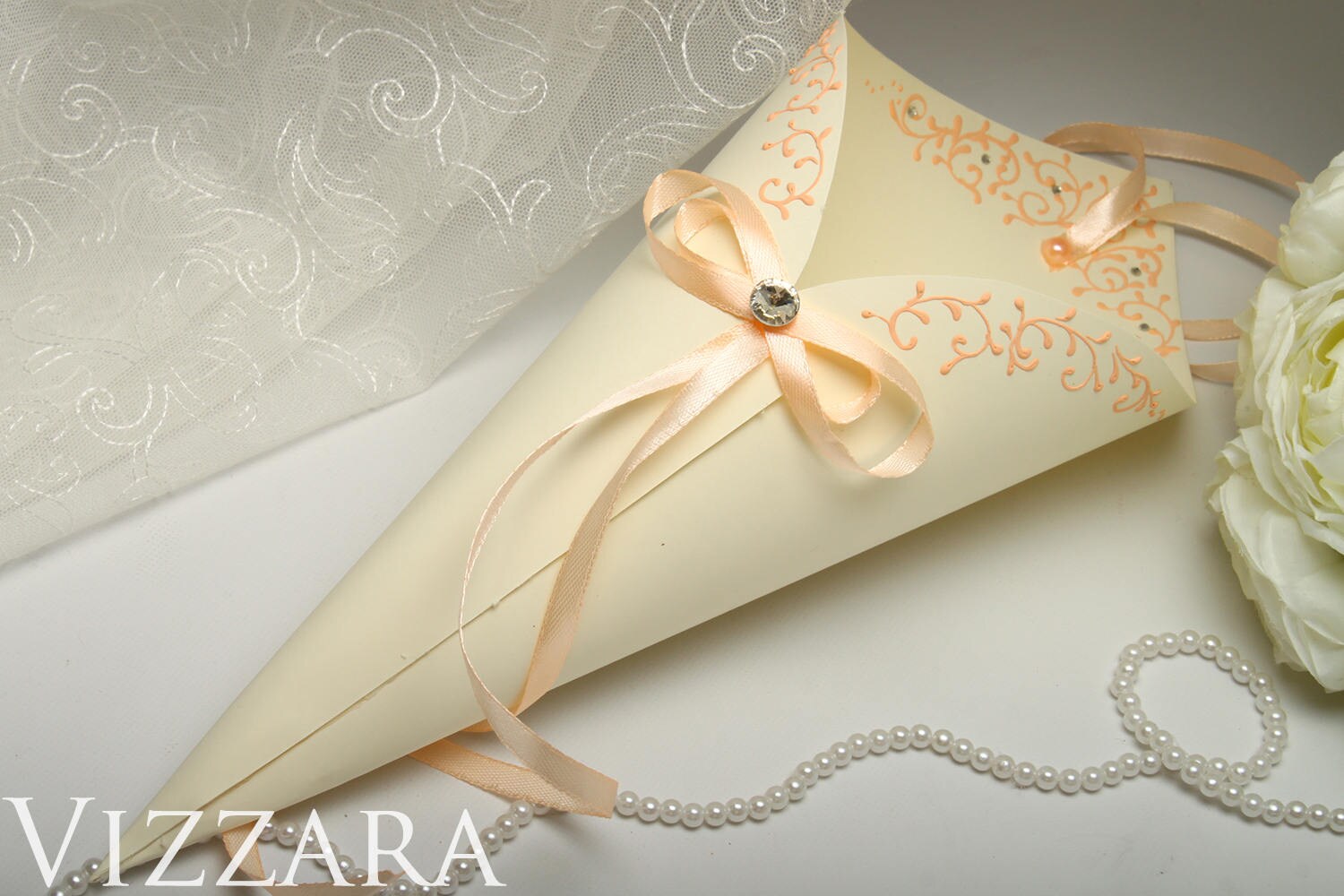 10 Confetti cones wedding pink ideas wedding Confetti Holders