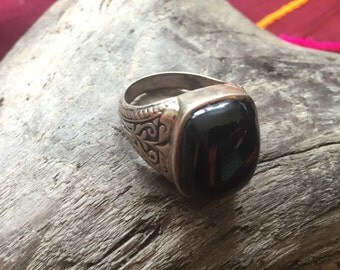 Black Onyx Ring...Vintage Ring ..Sterling Silver Ring...Handcrafted....Vintage...Gypsy...Hippie...Gift...Vintage Shop...