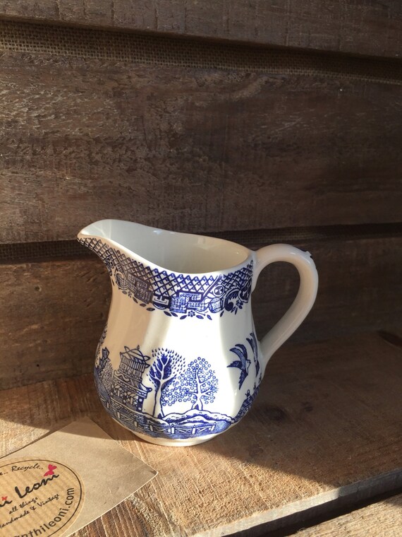 Vintage Blue and White Willow Pattern Barratts Staffordshire Pottery Creamer Jug - Circa 1970s
