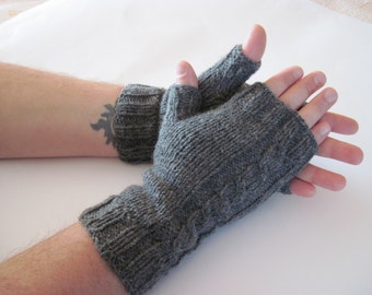mens personalized hand knit mittens unisex gloves boyfriend gift fathers day gift hand knit accessory husband gift dad christmas day gift