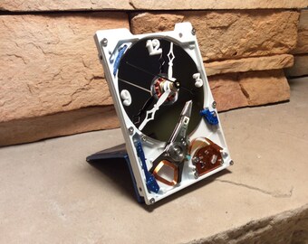 Hard Drive Clock - Laptop