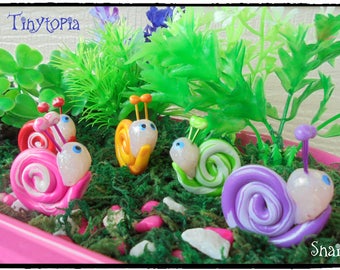 Miniature Swirly Snails Fairy Garden Terrarium Accessory