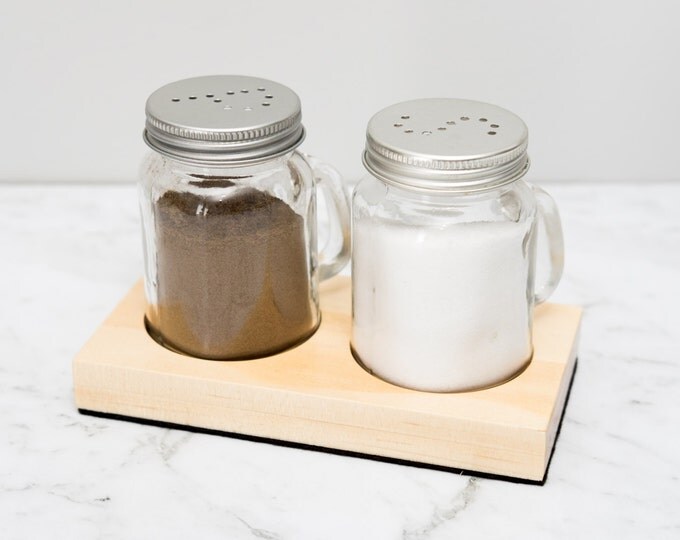 Salt and Pepper Shaker Set - Pine