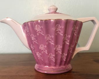 Vintage Pretty Pink Teapot