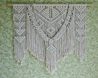 Macrame wall hanging Large macrame hanging Boho decor Bohemian decor Bohemian hanging Boho style Macrame wall art Modern macrame Fiber art