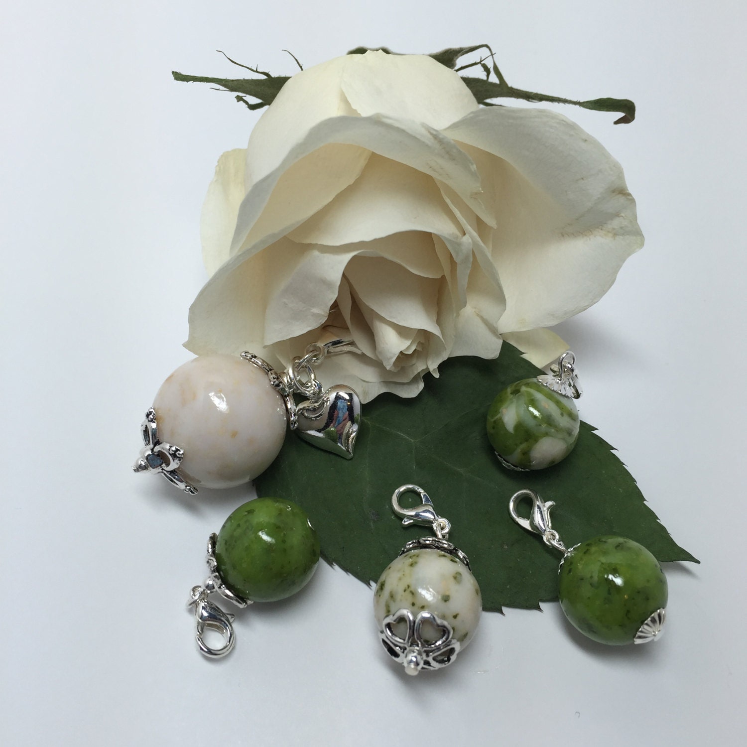 Memorial and keepsake flower petal jewelry
