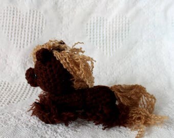 Mini Brown Pony Plush with Feathers, Crocheted plush, Amigurmi, horse plush, stuffed animal, knitted stuffy