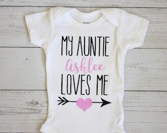 My auntie loves me onesie | Aunt onesie, Aunt gift, Baby girl outfit, Baby girl onesie, Baby shower gift, My aunt loves me onesie, Onesies