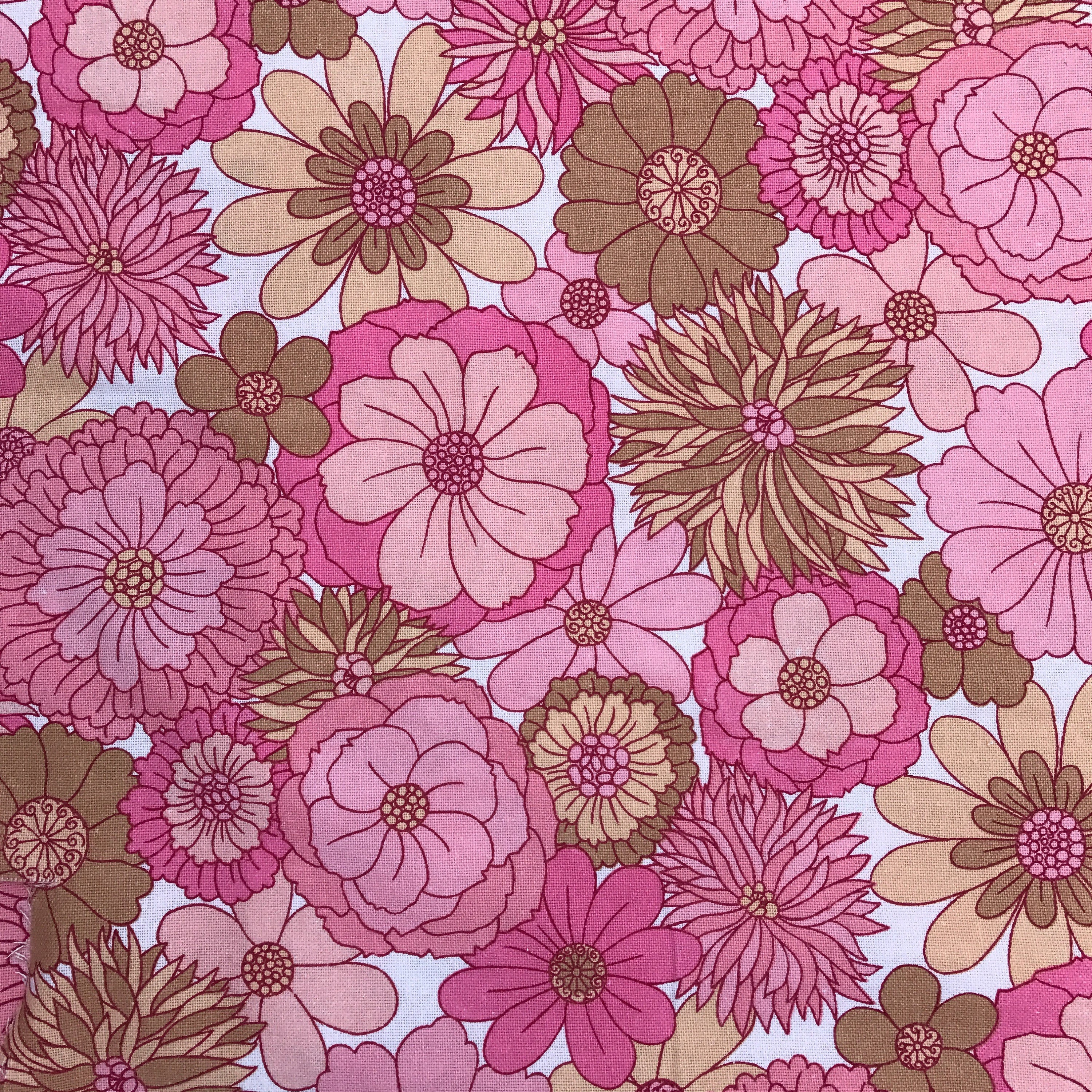 Vintage 60s 70s Fabric Pink Retro Fab Flower Power