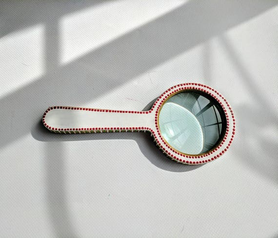 Magnifying glass