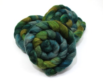 Oatmeal BFL Wool/ Silk (70/30) Roving (Combed Top) - Blue Face Leicester/ Silk - Handpainted Felting or Spinning Fiber