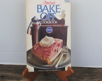 Vintage America's Bake Off Cookbook by Pillsbury 1970s