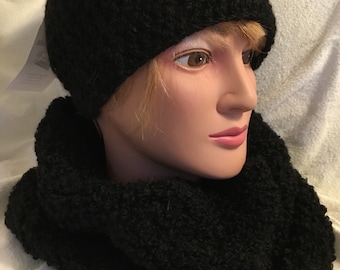 Knit Alpaca Boucle Cowl Scarf