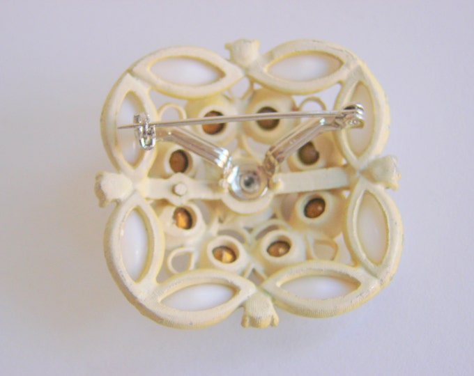 1960s 1970s Vintage Faceted Milk Glass Rhinestone Brooch Retro Jewelry Jewellery