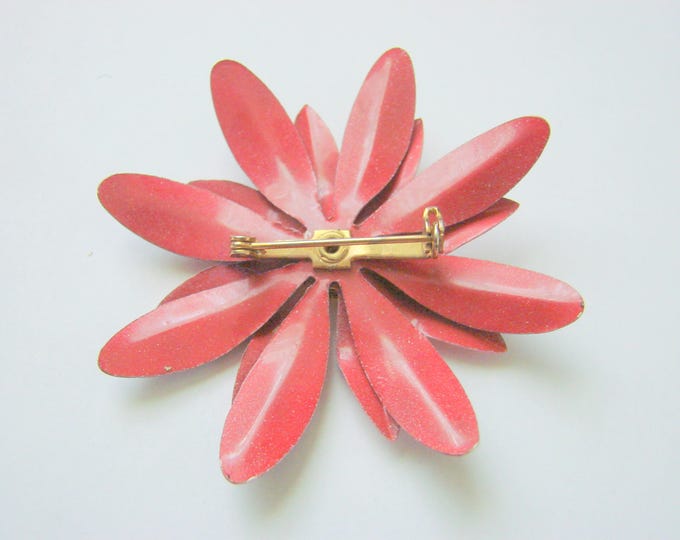 Large Floral Red Enamel Brooch / 1960s Enamel Brooch / Mid Century / Vintage Jewelry / Jewellery