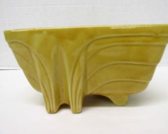 Vintage , Mid Century Modern , Art Deco , planter , USA , yellow , container , storage , modern home , office , atomic , marked , perfect