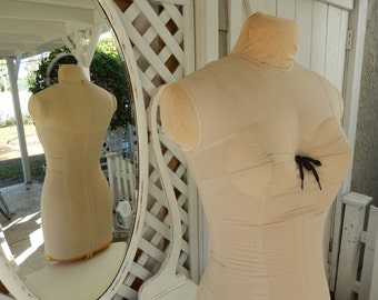 Antique Mannequin - Display Mannequin - Vintage Dress Form - Sewing Mannequin - Taylors Dress Form - Singer Mannequin