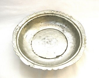 Vintage hand hammered copper bowl Turkish Ottoman handmade bowl