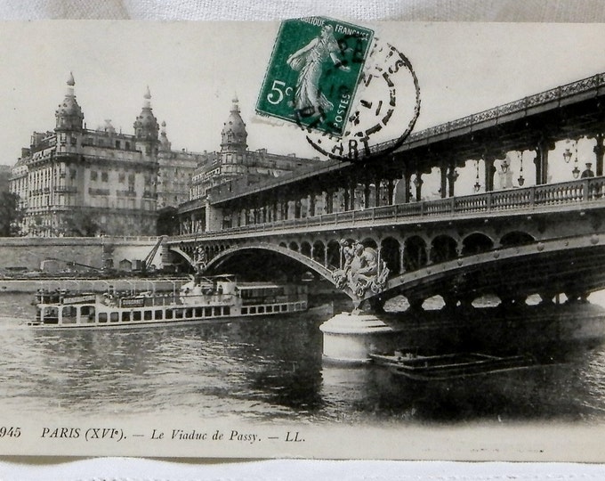Antique Black and White French Postcard The "Viaduc de Passy" Bridge over the River Seine Paris, French Decor, Retro, Vintage, Parisian