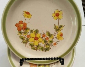 Bread and Butter Plate Spring Garland in the Spring Collection Stoneware Oven to Table to Dishwasher 1970's Yellow Orange Flowers