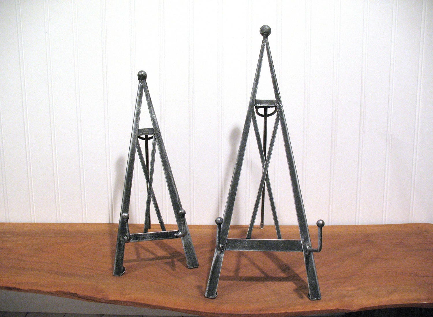 12 15 STEAMPUNK INDUSTRIAL EASEL Silver Metal