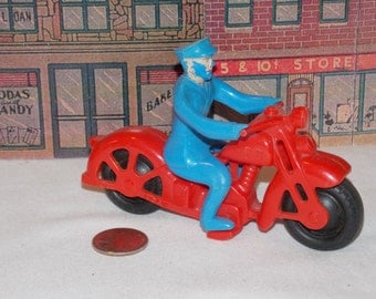 Antique Hubley Toy Policeman on Motorcycle