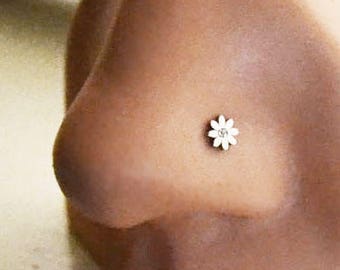 Daisy Flower Nose Stud, Choice of Color Crystal Nose Stud, Tiny Nose Ring, Nose Bone Stud Post, Nose Jewelry Silver 316L Surgical Steel