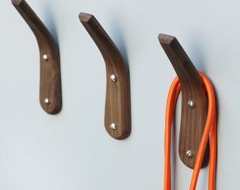 Coat hooks Walnut Wood - Steam bent curve