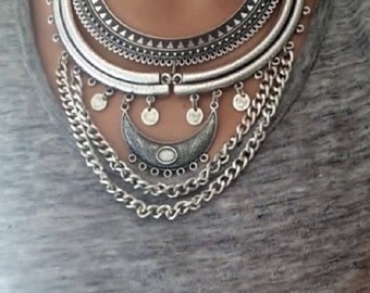 Boho Silver Necklace/Silver Statement necklace/Ethnic Necklace/Bohemian jewelry/Coin necklace/Tribal necklace/Chain necklace