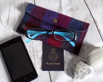 Harris Tweed eyeglasses case/phone pouch. Snap closure. Choose from 60 gorgeous fabrics