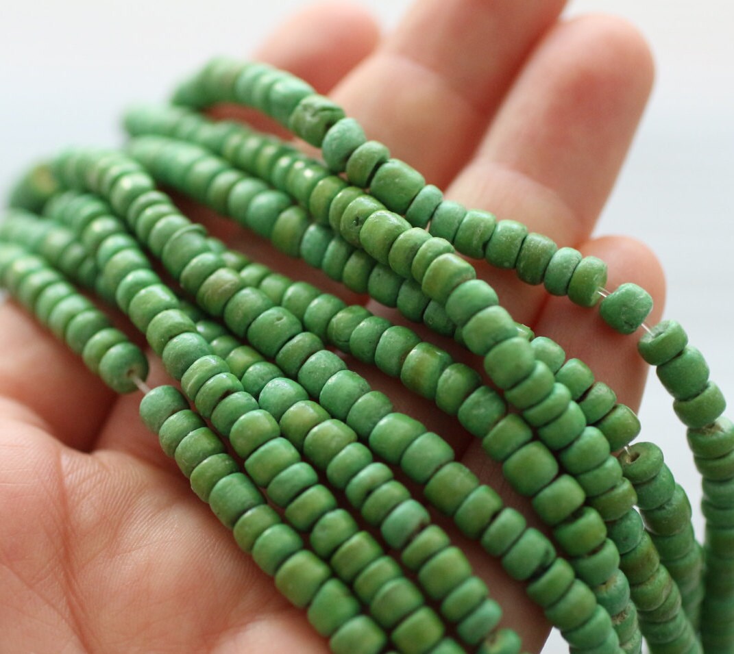 15 150pc green coconut beads coco beads bead strands