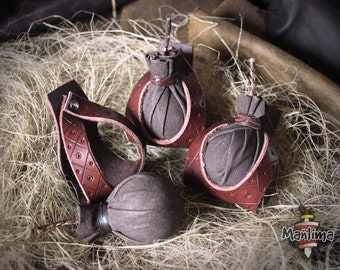 Assassin's Creed smoke bombs