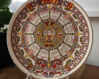 1977 Wedgwood Tonatiuh Aztec calendar plate