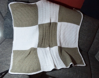 knitted blanket 105 x 105