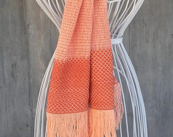 Scarf/Foulard woven in salmon color cotton, Scarf made in Spain, Scarf unique and original, Scarp woven by hand in a weaving loom