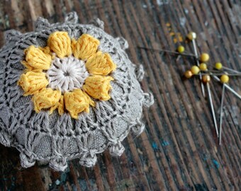 Linen pincushion - crochet motif