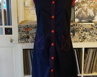 vintage 70s sleeveless dress navy blue shirtdress red topstitch stitching 1970s