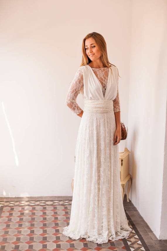 Ivory Lace Wedding Dress