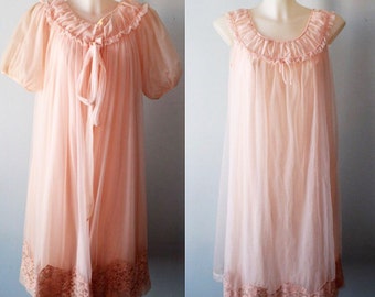 Vintage Pink Peignoir Set, Pink Peignoir Set, Chiffon Peignoir Set, Dorsay, 1960s Peignoir Set, 1960s Lingerie, Vintage Lingerie