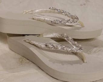 ivory flip flops for bride