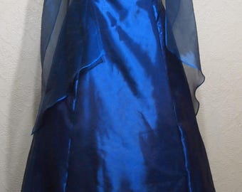 very pretty SAPPHIRE BLUE GOWN with shawl brides maid dress dress prom dress size 12 blue organza dress