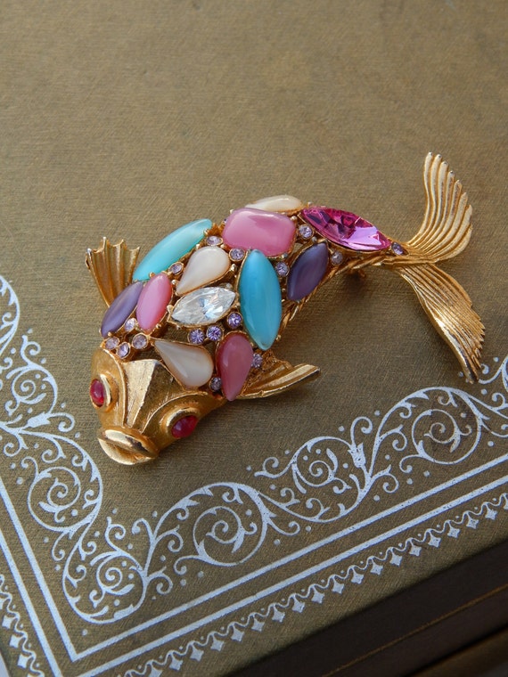 Vintage Capri Rhinestone Fish Pin Brooch Rare Signed Capri