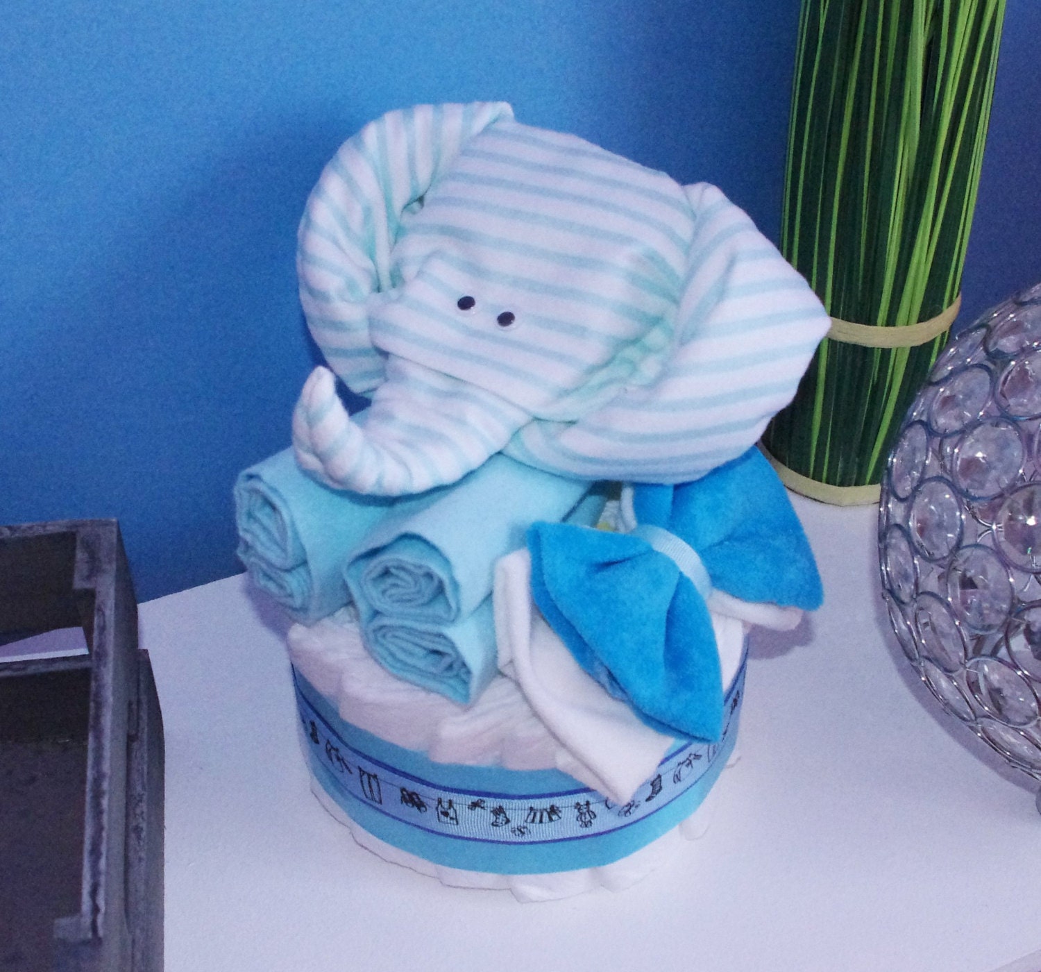 Élephant diaper cake for a baby boy lucky by LaMarmailleDIzazou