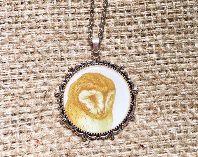 Owl Necklace, Owl Bezel Necklace, Retro Owl Necklace, Owl Pendant, Bird Necklace, Owl Pendant Necklace,Owl Jewelry, Woodland Owl Jewelry,