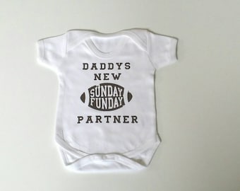Sunday Funday Babygrow, Football Baby, Father's Day, NFL, American Football, Bodysuit, Baby Gift, Baby Shower, Slogan Vest